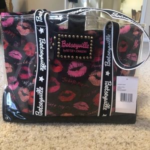 NWT Betseyville kiss & tell clear tote bag